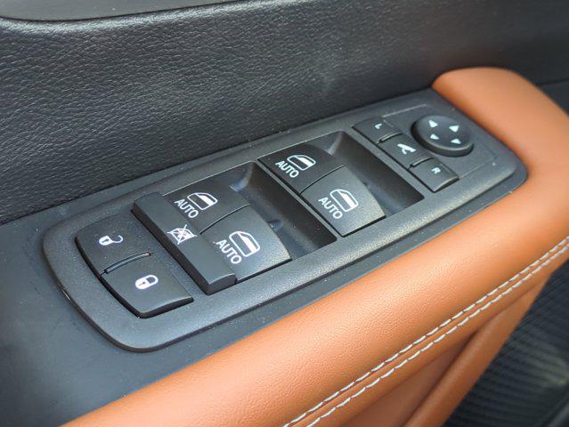 2026 Chrysler Pacifica Pinnacle AWD
