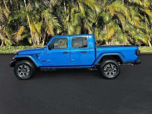2026 Jeep Gladiator GLADIATOR SAHARA 4X4