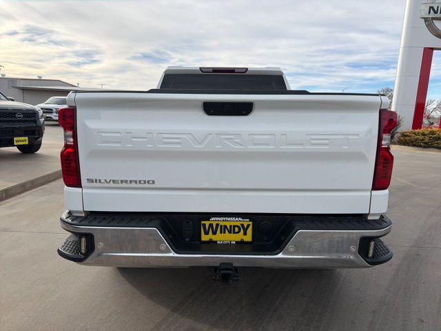 2020 Chevrolet Silverado 1500 4WD Crew Cab Standard Bed WT