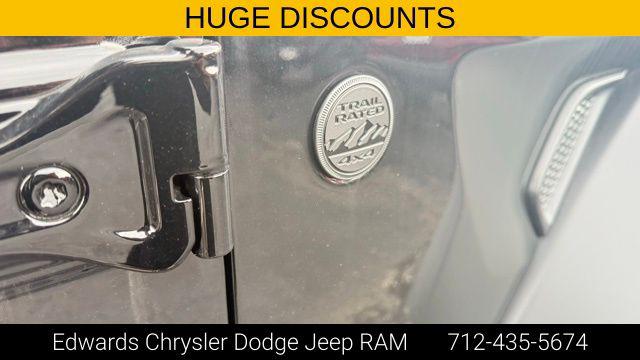 2026 Jeep Wrangler 4-Door Willys 4x4