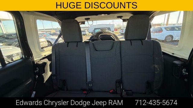2026 Jeep Wrangler 4-Door Willys 4x4