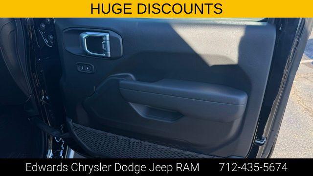 2026 Jeep Wrangler 4-Door Willys 4x4