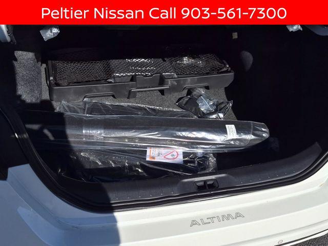 2025 Nissan Altima SL FWD