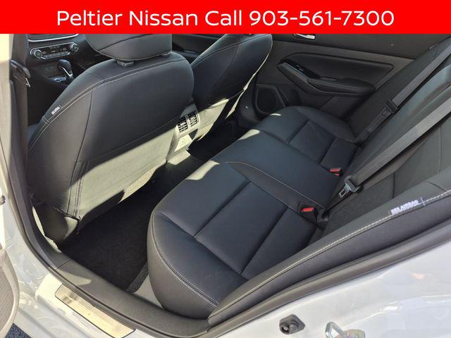 2025 Nissan Altima SL FWD