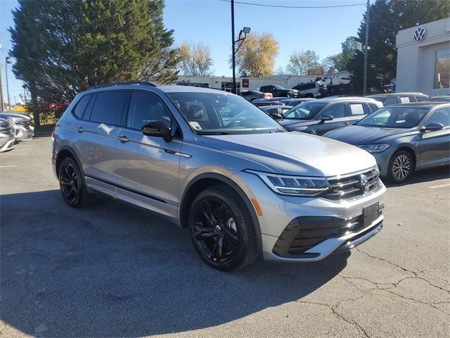 2024 Volkswagen Tiguan 2.0T SE R-Line Black 2024 Volkswagen Tiguan 2.0T SE R-Line Black