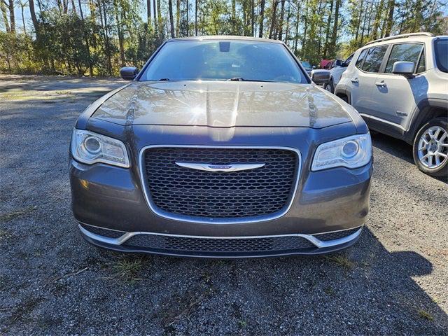 2019 Chrysler 300 Touring L
