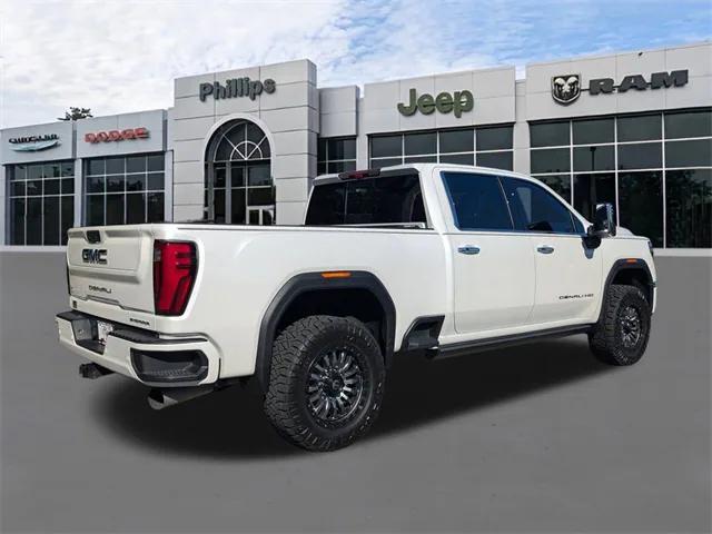 2025 GMC Sierra 2500HD 4WD Crew Cab Standard Bed Denali Ultimate 2025 GMC Sierra 2500HD 4WD Crew Cab Standard Bed Denali Ultimate