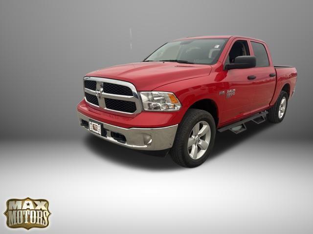 2024 RAM 1500 Classic Tradesman Crew Cab 4x4 57 Box 2024 RAM 1500 Classic Tradesman Crew Cab 4x4 57 Box