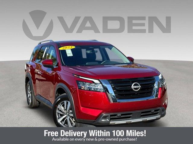 2023 Nissan Pathfinder SL 4WD