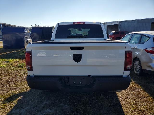 2024 Ram 1500 Classic Warlock Crew Cab 4x2 5'7" Box