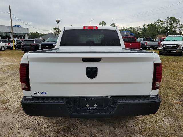 2024 Ram 1500 Classic Warlock Crew Cab 4x2 5'7" Box