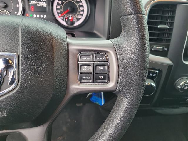 2024 Ram 1500 Classic Warlock Crew Cab 4x2 5'7" Box