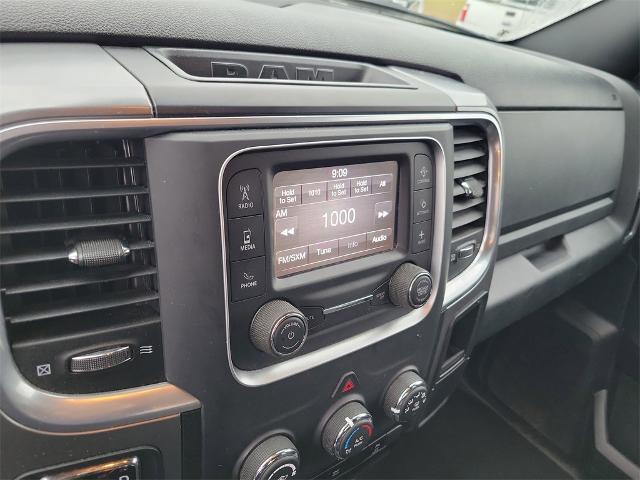 2024 Ram 1500 Classic Warlock Crew Cab 4x2 5'7" Box