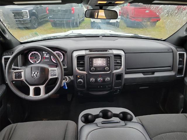 2024 Ram 1500 Classic Warlock Crew Cab 4x2 5'7" Box