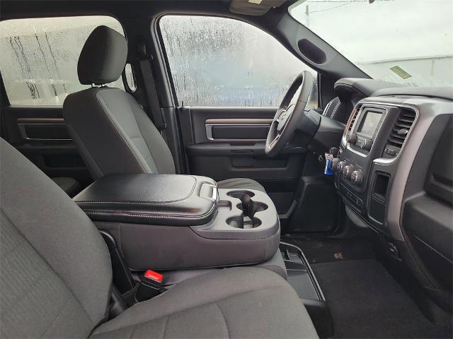 2024 Ram 1500 Classic Warlock Crew Cab 4x2 5'7" Box
