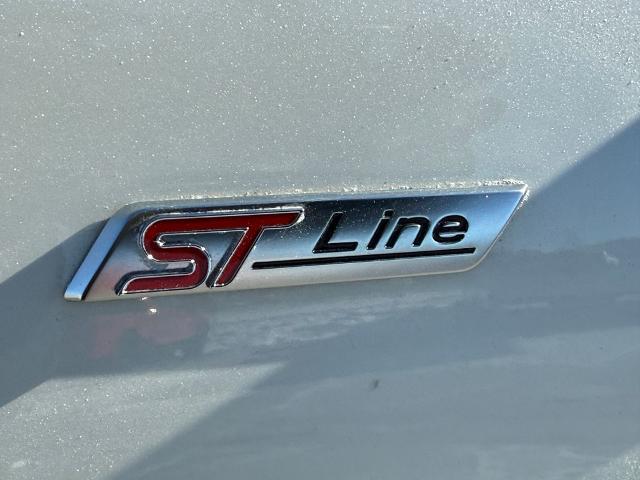 2025 Ford Escape ST-Line Elite