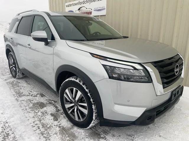 2025 Nissan Pathfinder SL 4WD 2025 Nissan Pathfinder SL 4WD