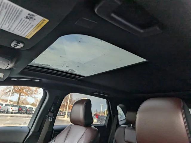 2022 Ford Edge Titanium 2022 Ford Edge Titanium