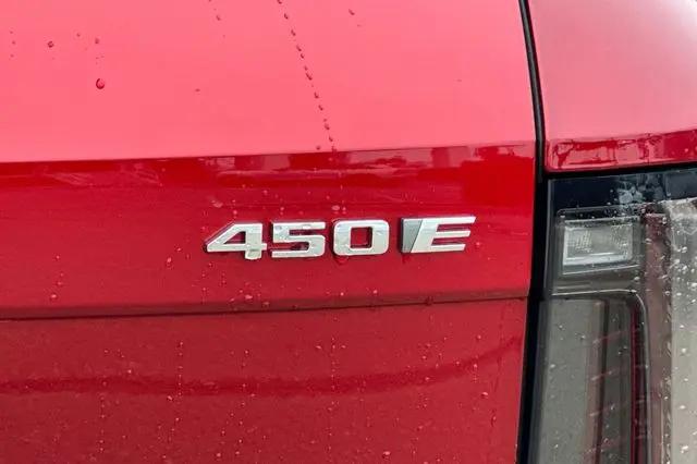 2026 Cadillac iQ Premium Sport