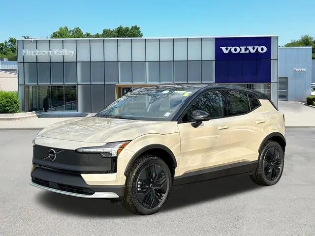 2026 Volvo EX30 Cross Country Ultra, Twin Motor Performance, Fully electric for sale in Wappingers Falls, NY