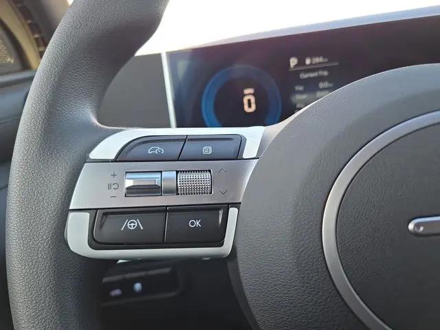 2026 Hyundai Santa Cruz SE