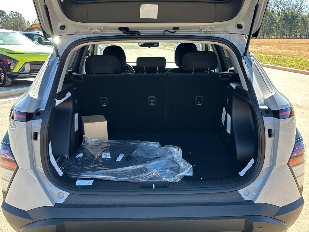 New 2026 Cyber Gray Metallic HYUNDAI SEL Sport FWD image 19