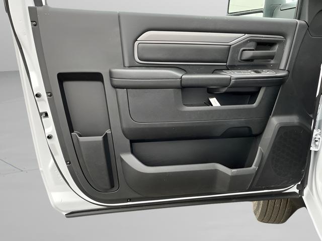 2026 Ram 4500 Chassis Tradesman/Big Horn