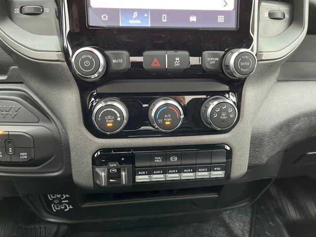 2026 Ram 4500 Chassis Tradesman/Big Horn