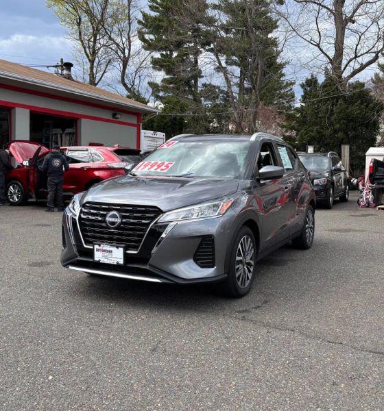 2024 Nissan Kicks SV Xtronic CVT