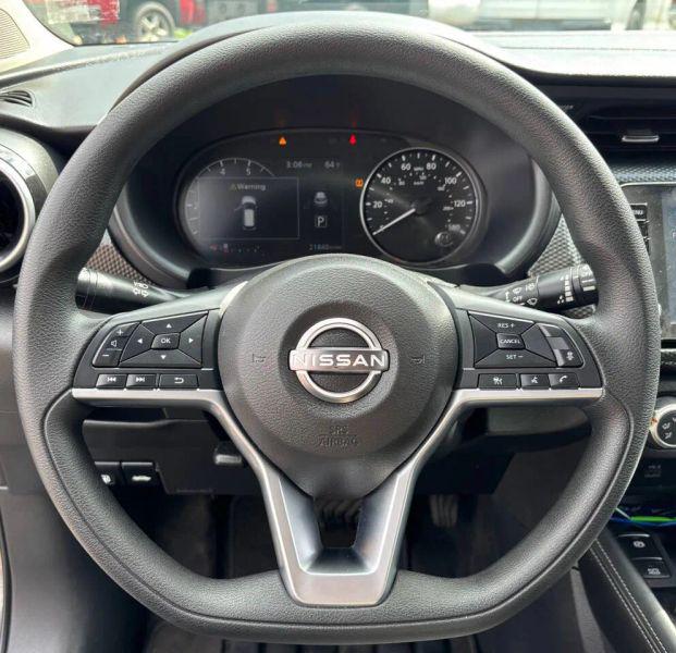 2024 Nissan Kicks SV Xtronic CVT