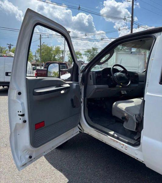 2006 Ford F-450 Base
