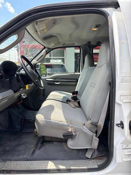 2006 Ford F-450 Base