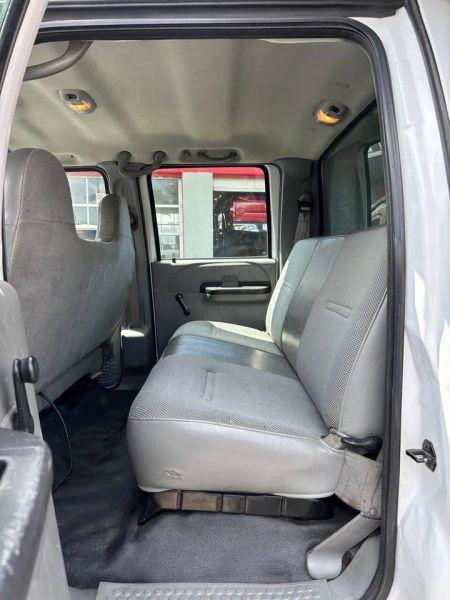 2006 Ford F-450 Base