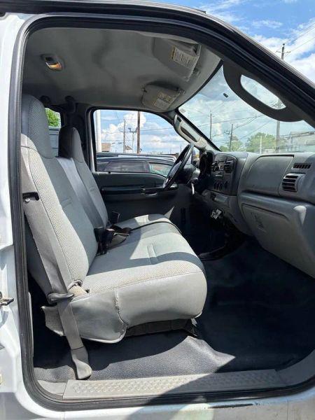 2006 Ford F-450 Base