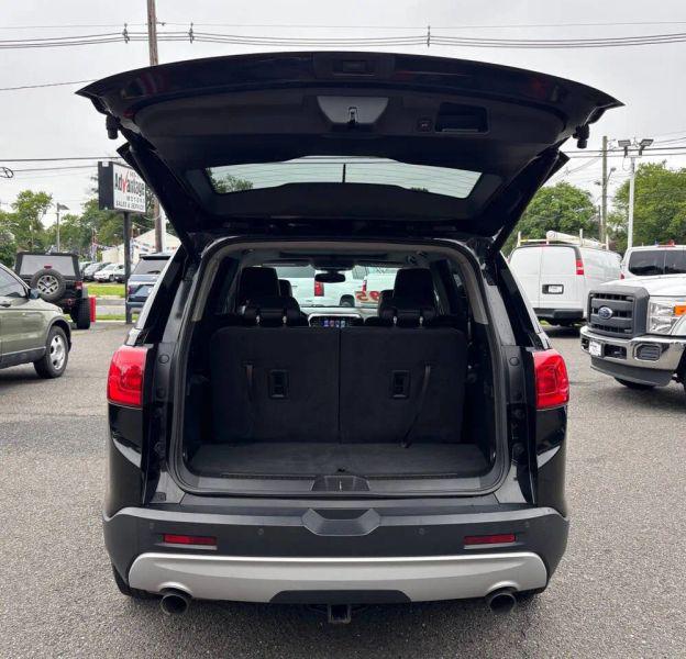 2017 GMC Acadia SLT-1