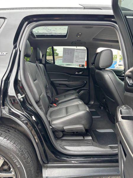 2017 GMC Acadia SLT-1