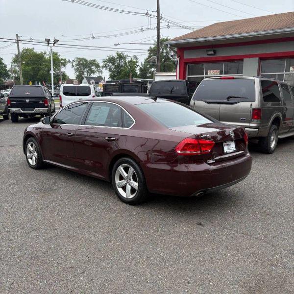 2012 Volkswagen Passat 2.5L SE