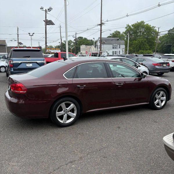 2012 Volkswagen Passat 2.5L SE