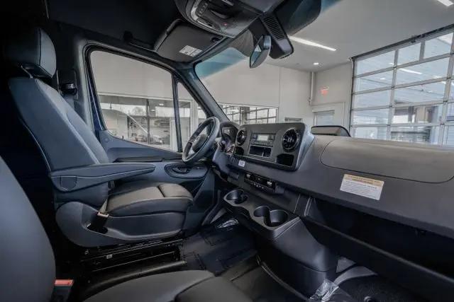 2026 Mercedes-Benz Sprinter 2500 Standard Roof 4-Cyl Diesel HO