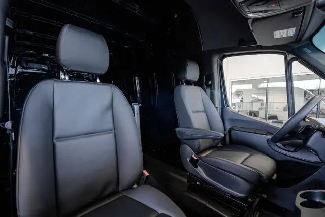 2026 Mercedes-Benz Sprinter 2500 Standard Roof 4-Cyl Diesel HO