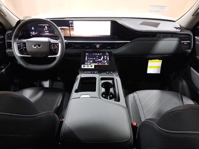 2026 INFINITI QX80 LUXE AWD