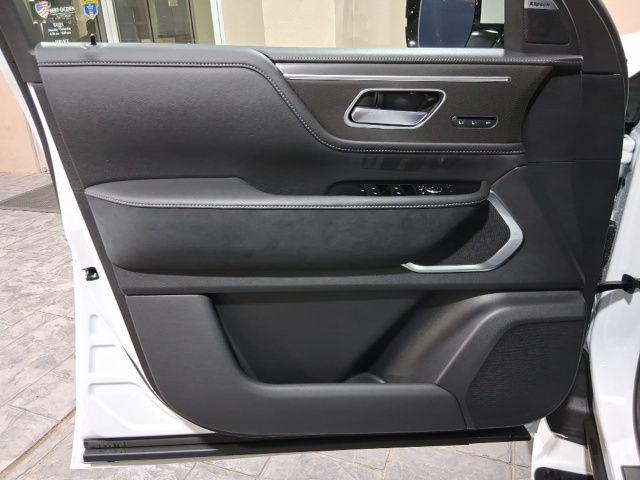 2026 INFINITI QX80 LUXE AWD