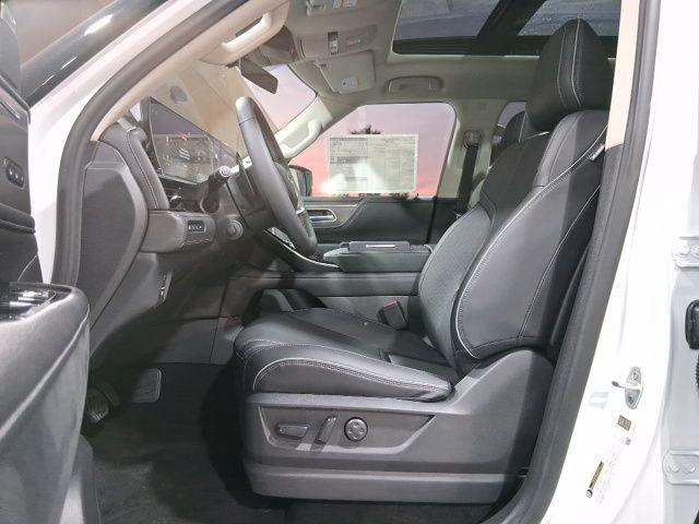 2026 INFINITI QX80 LUXE AWD