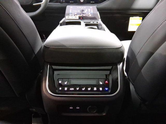 2026 INFINITI QX80 LUXE AWD