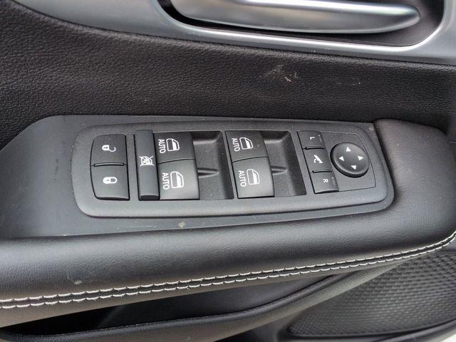 2026 Chrysler Pacifica Limited AWD