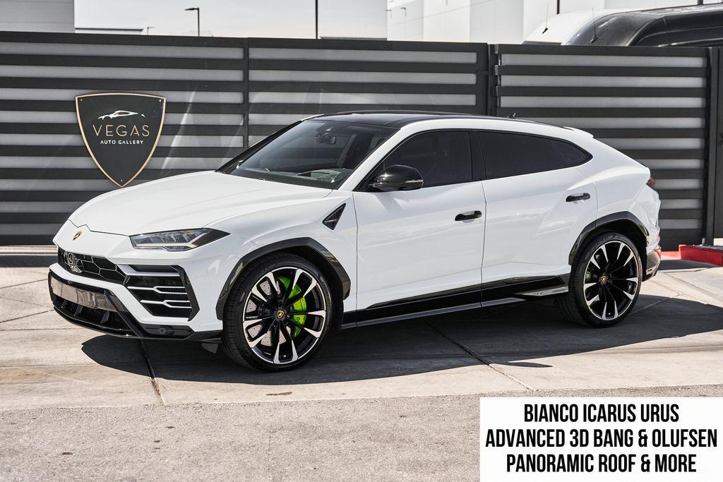 /2021 Lamborghini Urus