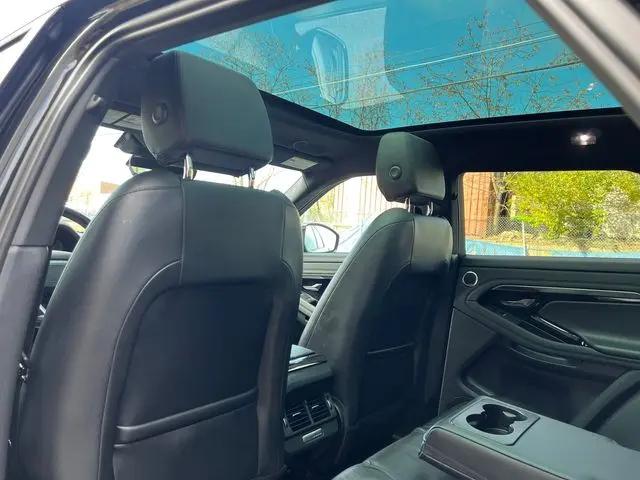 2022 Land Rover Range Rover Evoque R-Dynamic SE