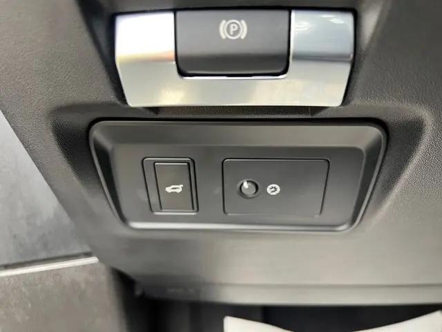 2022 Land Rover Range Rover Evoque R-Dynamic SE