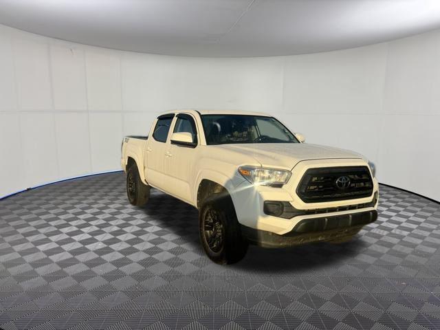 2022 Toyota Tacoma SR's photo