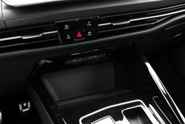 2026 Volkswagen Golf GTI SE